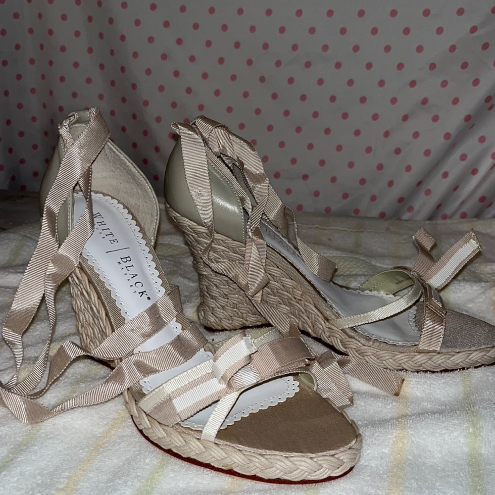 White House Black market espadrilles New